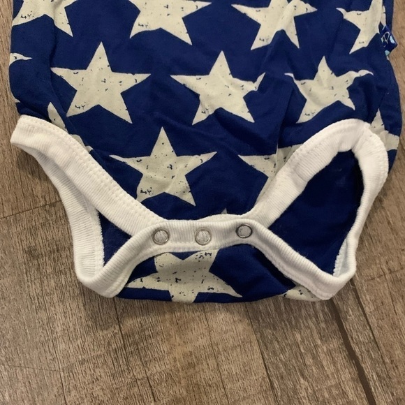 Kickee Pants Bamboo Star Infant Bodysuit - Picture 3 of 4